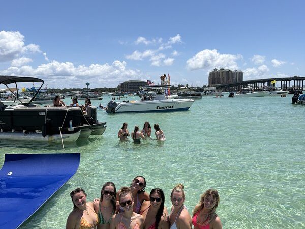 What Is The Best Time Of Year To Visit Crab Island In Destin?