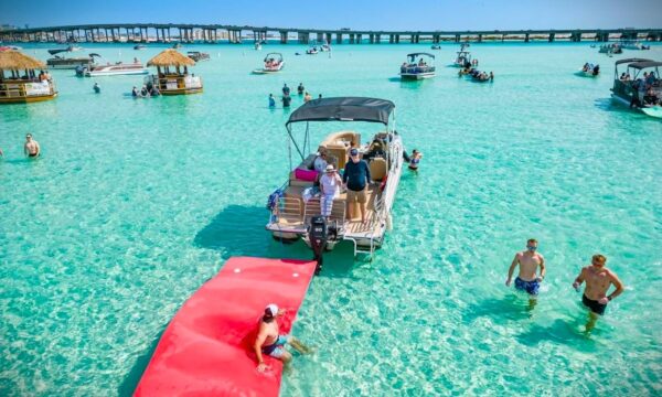 Why Should You Choose A Captained Pontoon Charter In Destin?